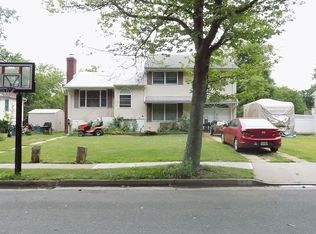 91 Walnut Ave, Red Bank, NJ 07701