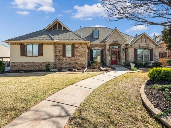 2916 Alyssum Ct, Edmond, OK 73034