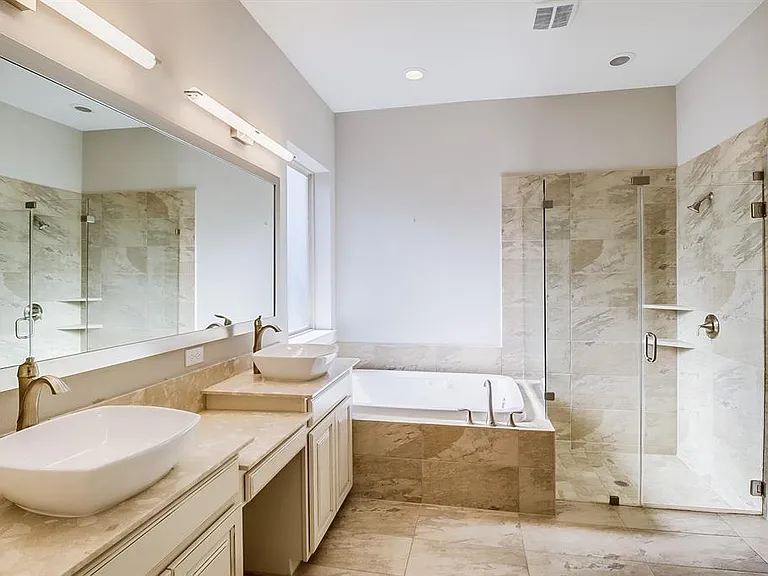 17106 Rainier Creek Dr — Photo 13