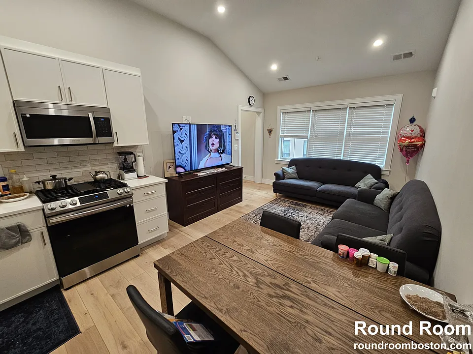 9 Everett St #6