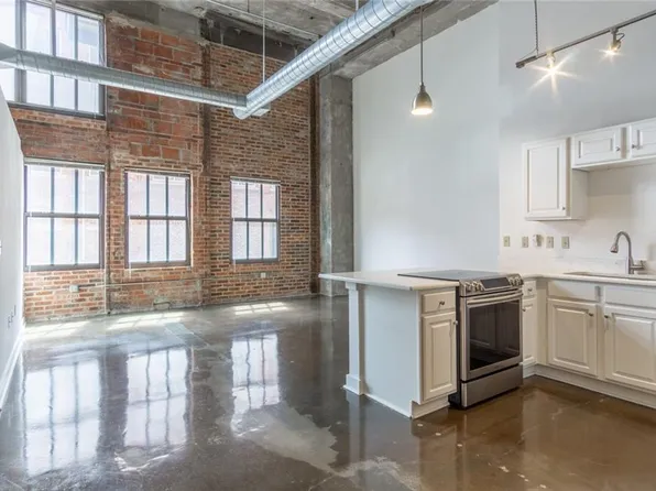 1535 Walnut St APT 203, Kansas City, MO 64108