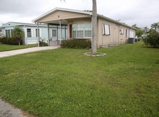16 SW Cam Del Rio, Pt Saint Lucie, FL 34952