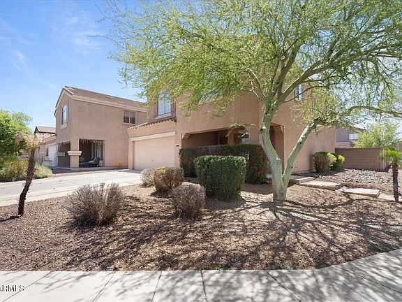 2nd image of 10939 W MEADOWBROOK Avenue