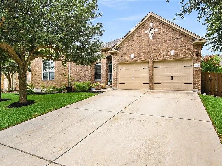 4230 Adagio Pl — Photo 3