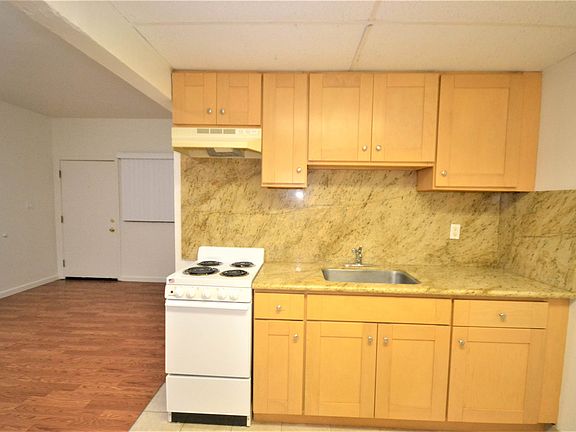 4th image of 841 2nd Ave