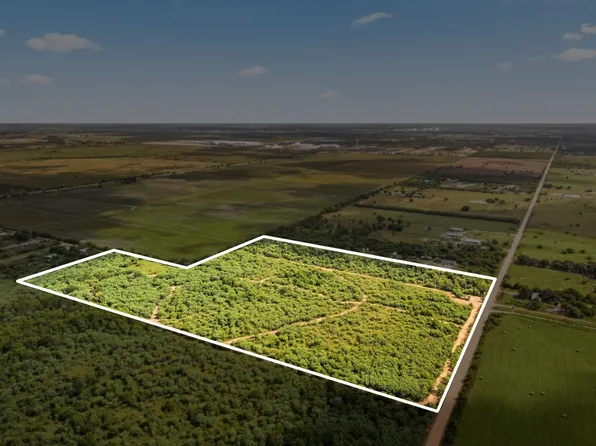3346 Orange Hill Rd, Sealy, TX 77474
