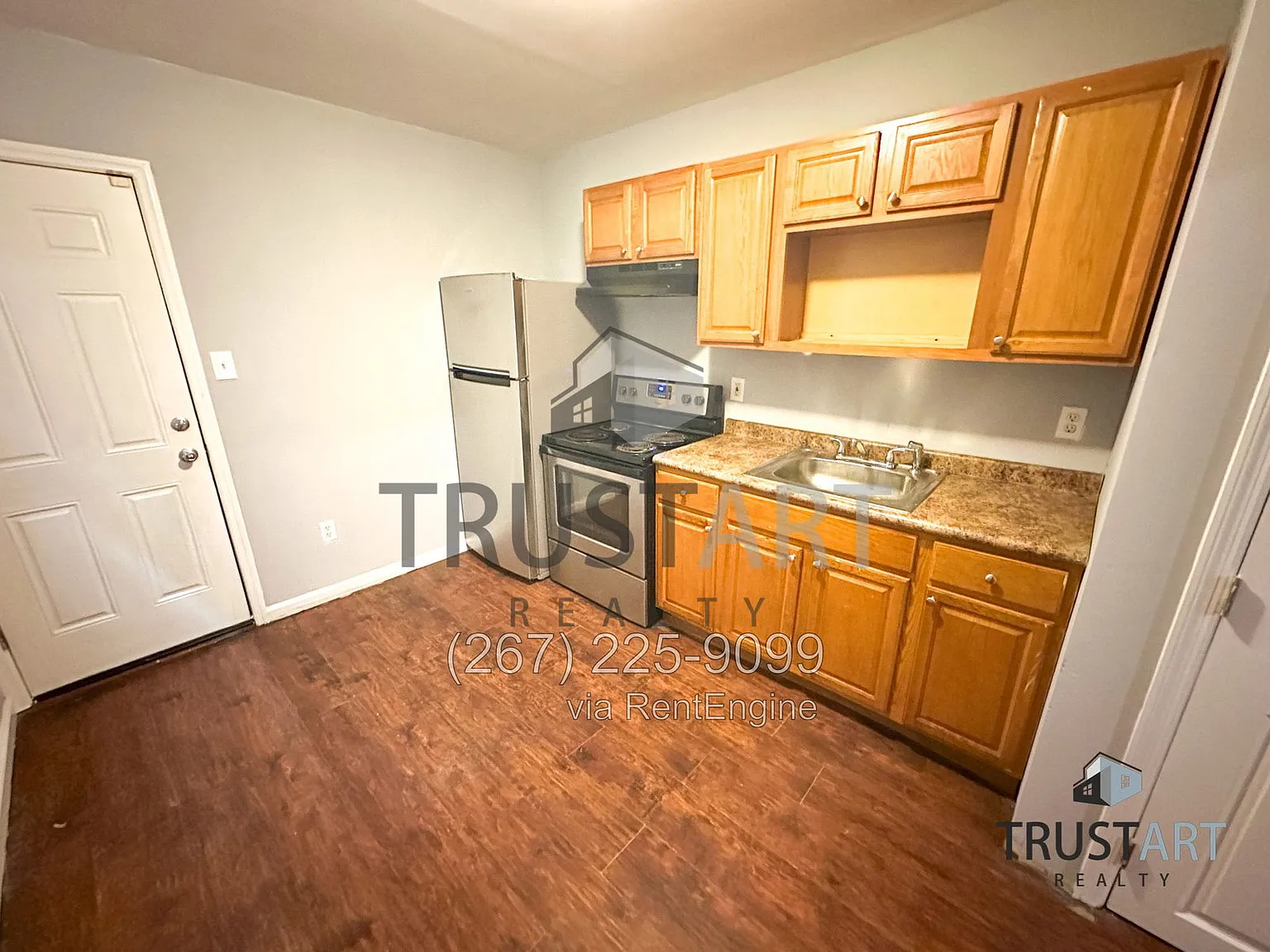 3 bed, 1.0 bath, $1,275 — Photo 3