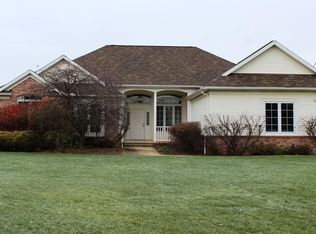 11308 Fairway Dr, Columbia Station, OH 44028