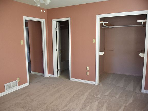 3rd image of 1503 Dale Pl