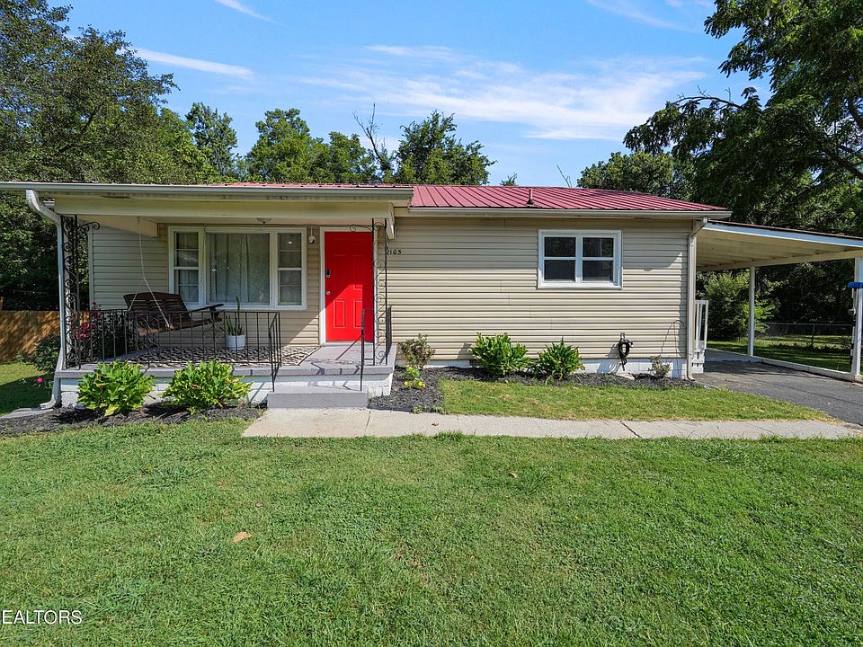 1st image of 2105 NE Jayne Ln