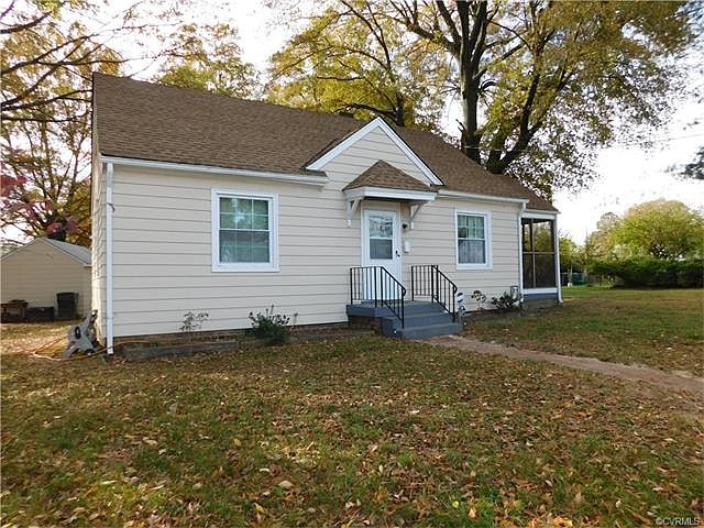 1st image of 3904 Larchmont Ln