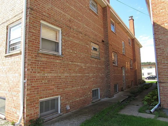 3rd image of 9231 S Kedzie Ave