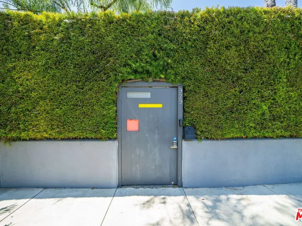 929 Dickson St, Marina Del Rey, CA 90292