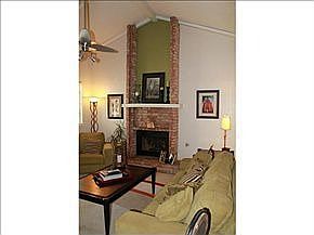 5th image of 910 Agua Caliente Dr