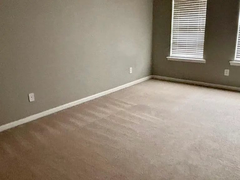 100 Stratford Lakes Dr #105 — Photo 12