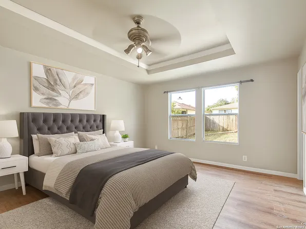240 Katie Ct, Boerne, TX 78006