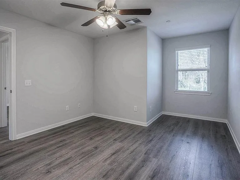 1419 Avenue N #2 — Photo 36