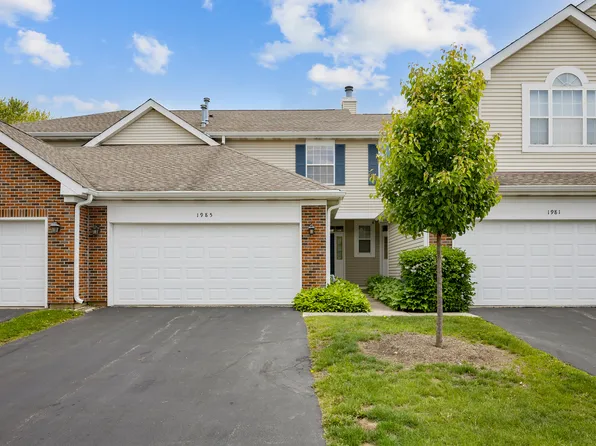 1985 Blackberry Ln #1985, Hoffman Estates, IL 60169