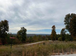 18 Sandy Springs Ln, Norfork, AR 72658