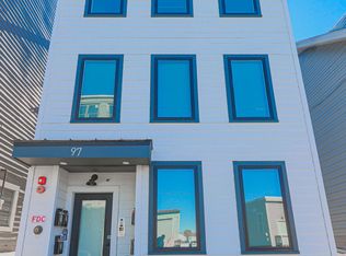 97 Condor St #7, Boston, MA 02128