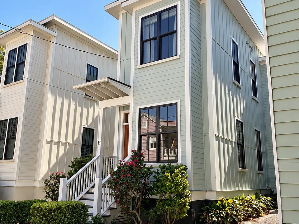 13 Nunan St
