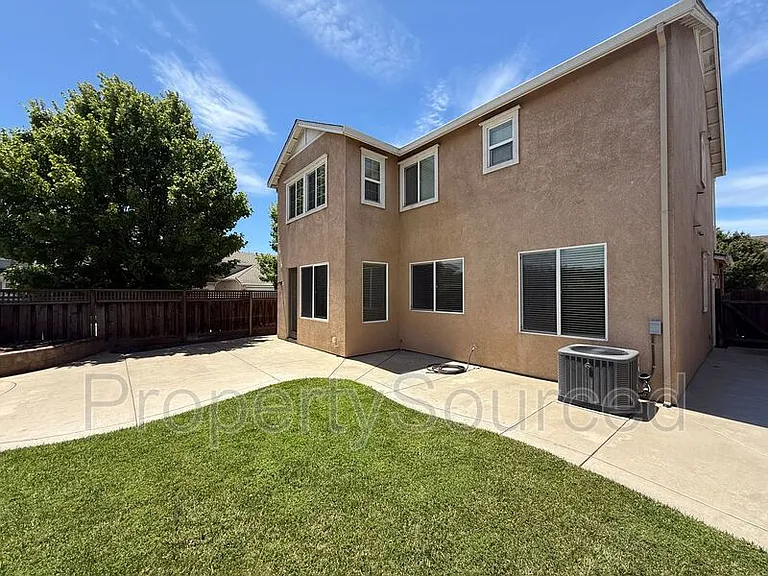 1688 Gathering Ln — Photo 52