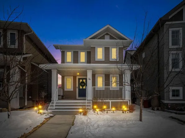 26 NW Ravenswynd Rise SE, Airdrie, AB T4A 0K1