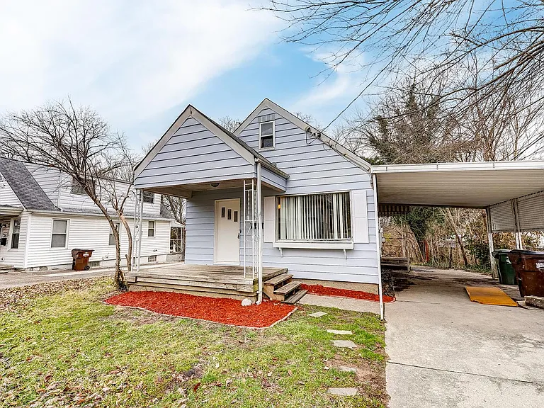 1908 Emerson Ave — Photo 1