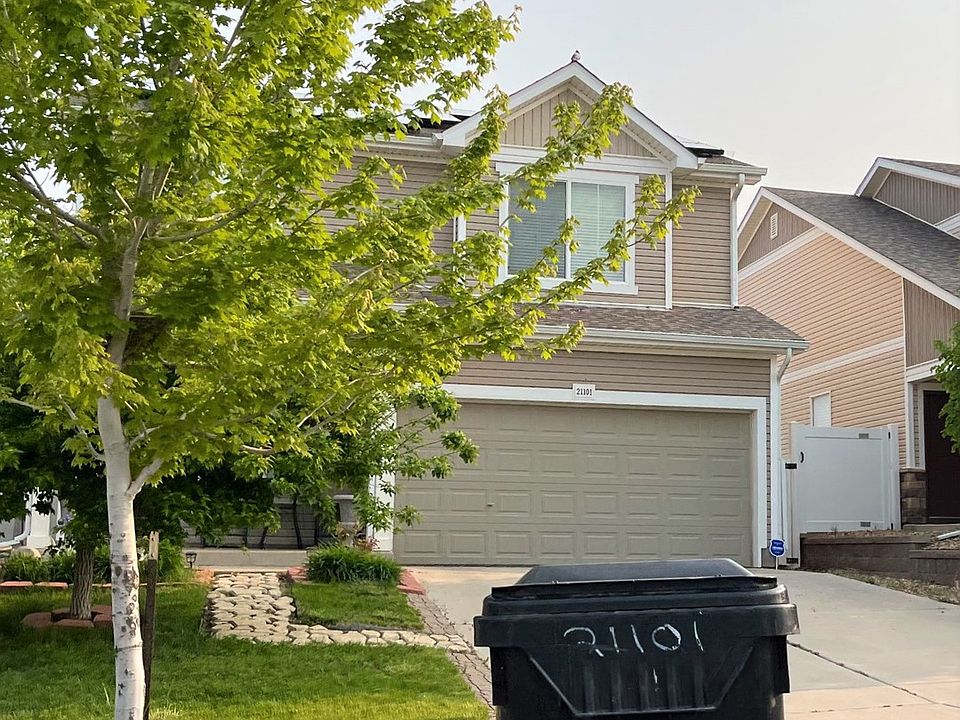 2nd image of 21101 Randolph Pl