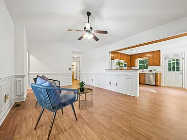 512 Rockvale Ct - Photo 2