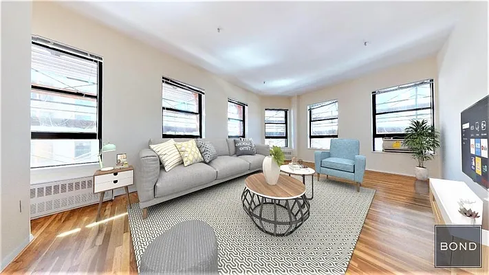 Rented by Bond New York | media 41