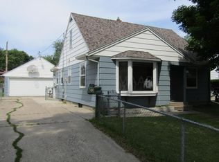 409 22nd St S, Fargo, ND 58103