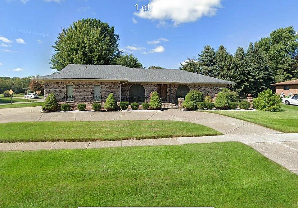 1st image of 47621 Westlake Dr