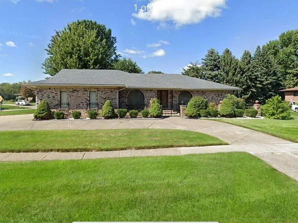 47621 Westlake Dr, Shelby Township, MI 48315
