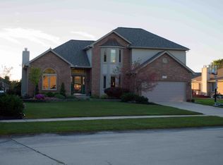 45877 Riverview Ct, Macomb, MI 48044