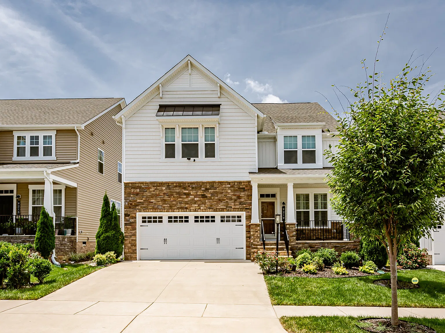 4 bed, 2728 sqft, $3,450 — Photo 1