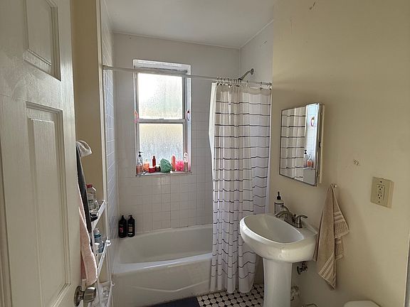 5th image of 40 Hemenway St #29