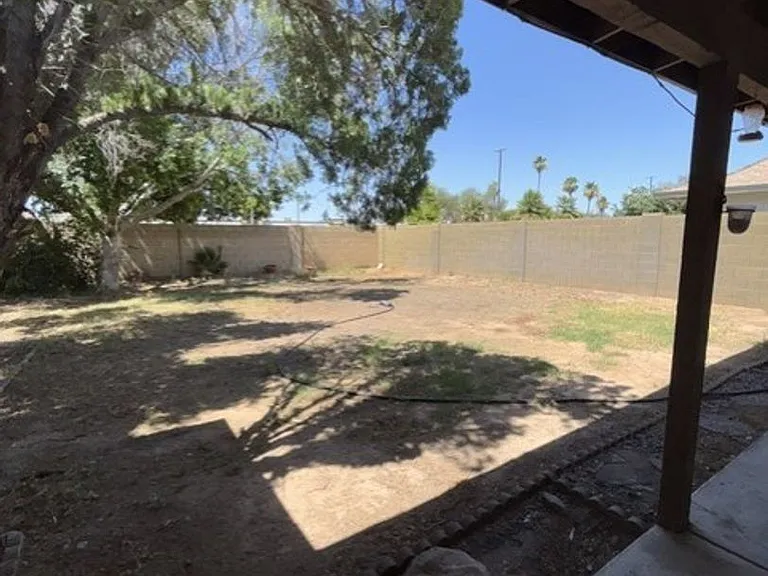 2618 W Knowles Ave — Photo 22