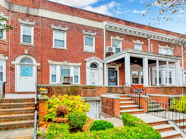 536 68th Street image 2 of 32