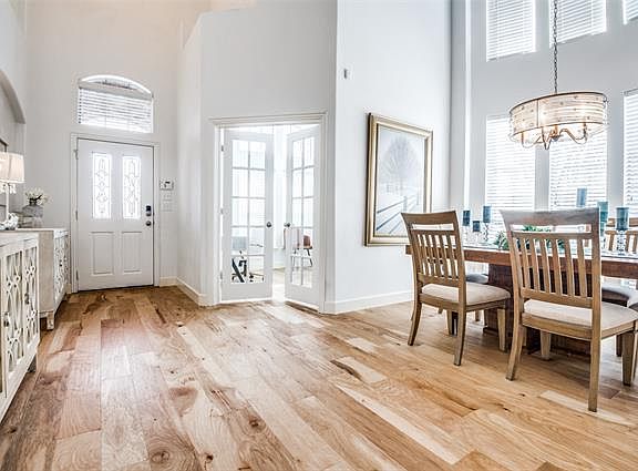 3rd image of 5436 Centeridge Ln