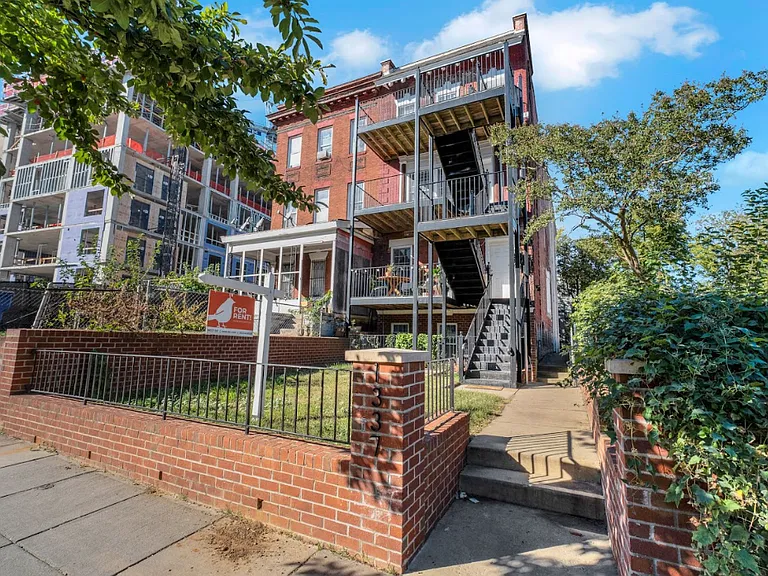 1337 Girard St NW #3 — Photo 20