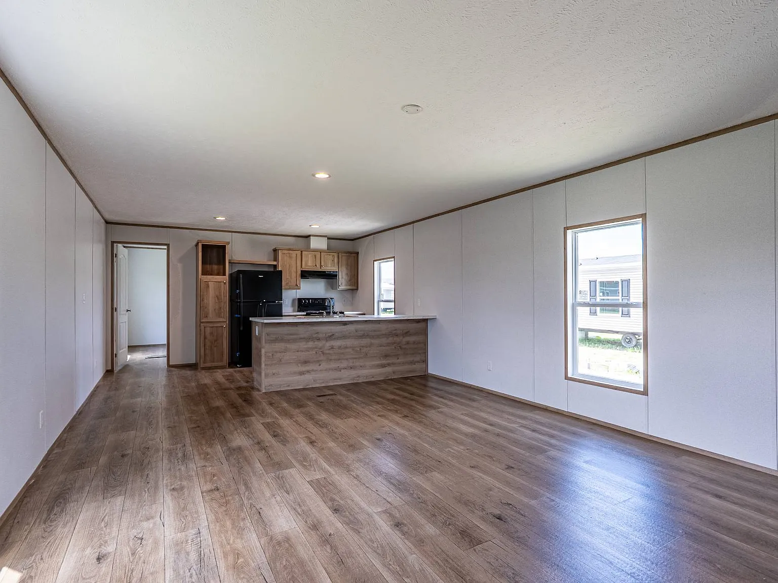 3 bed, 1056 sqft, $1,275 — Photo 3