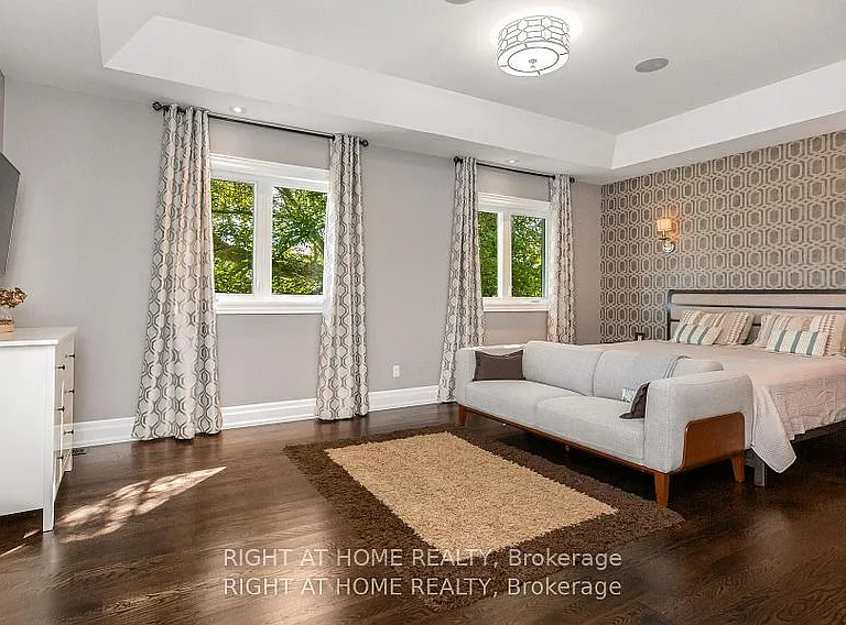 1220 Meredith Ave — Photo 21