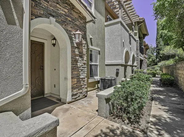 10 Via Montisi, Santee, CA 92071