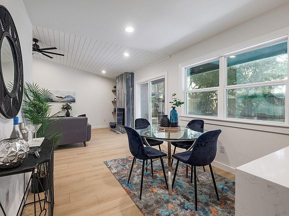 4th image of 12318 Bainbridge Ln