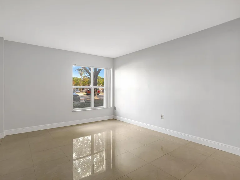 4156 Inverrary Dr #111 — Photo 15