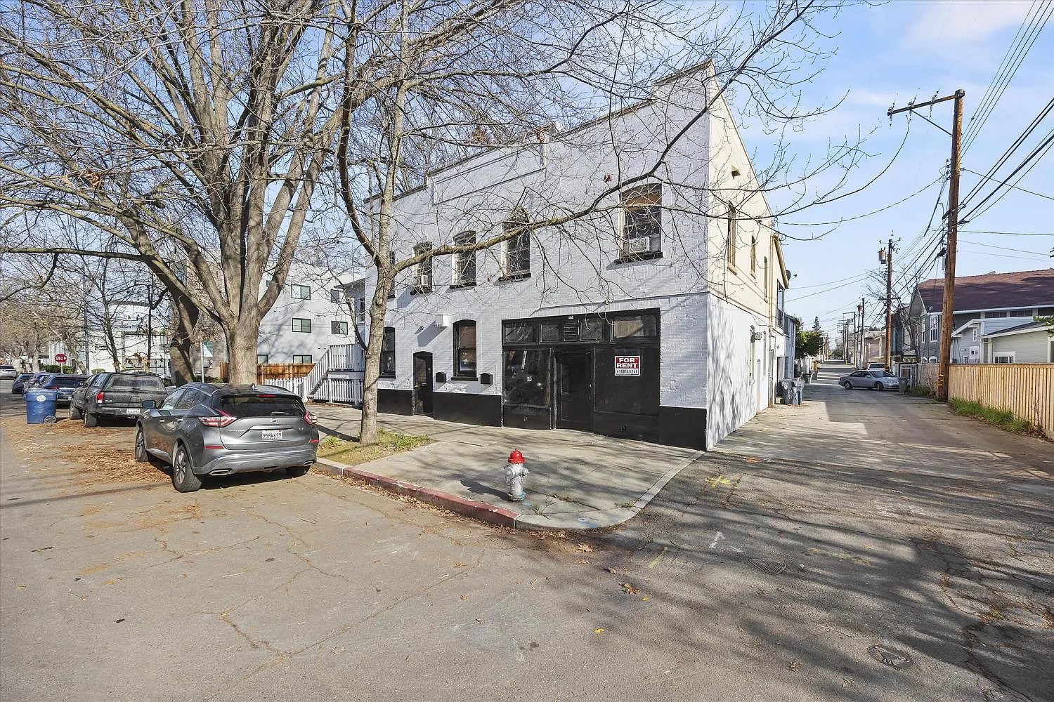 1915-1913 6th St photo 1