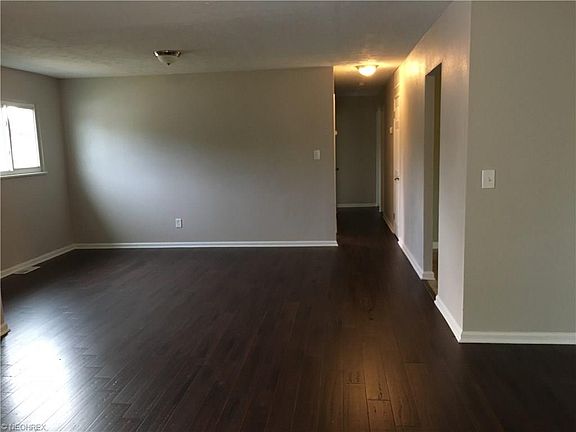 4th image of 5945 Kimberly Dr