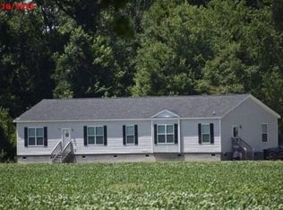 148 Shelsia Dr, Maxton, NC 28364
