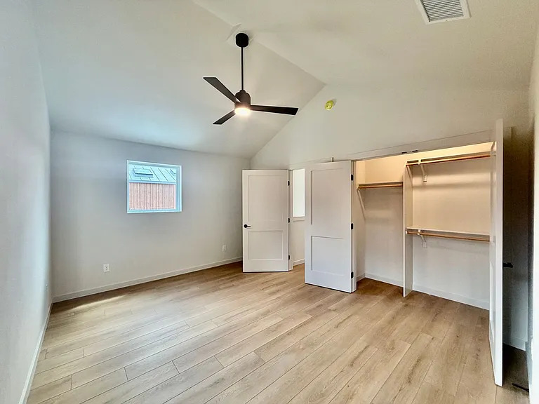 Modern Luxury in San Marcos' Premier Courtyard Community Now Leasing! — Photo 56